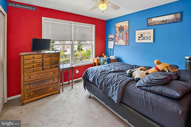 33 SALISBURY WAY, Logan Twp, NJ 08085