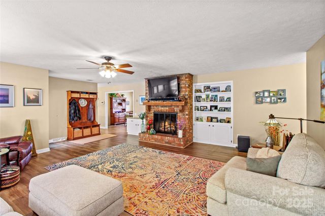 2607 Logan Drive, Valdese, NC 28690