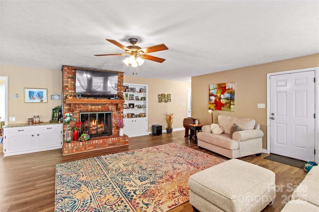 2607 Logan Drive, Valdese, NC 28690