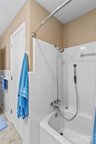 2607 Logan Drive, Valdese, NC 28690