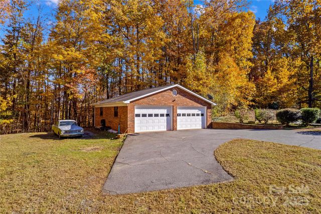 2607 Logan Drive, Valdese, NC 28690