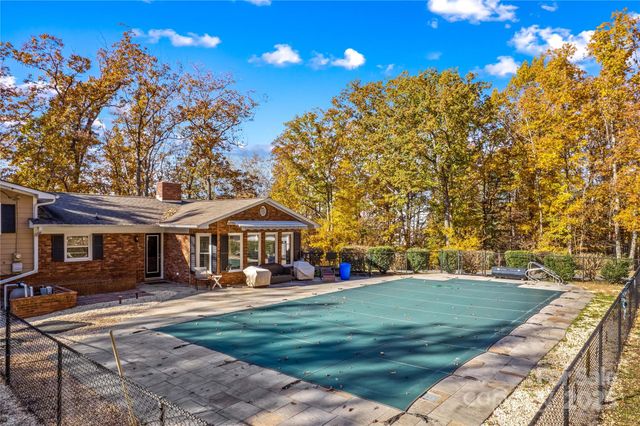 2607 Logan Drive, Valdese, NC 28690