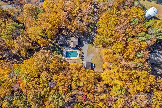 2607 Logan Drive, Valdese, NC 28690