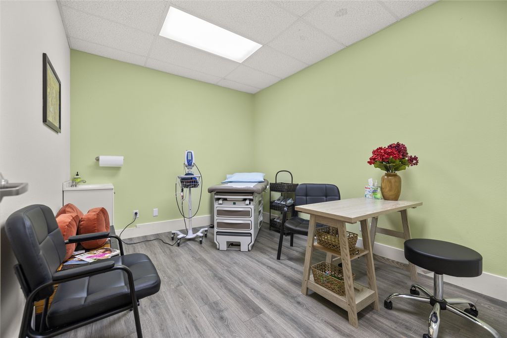 195 Commons Loop, Kalispell, MT 59901 photo 38