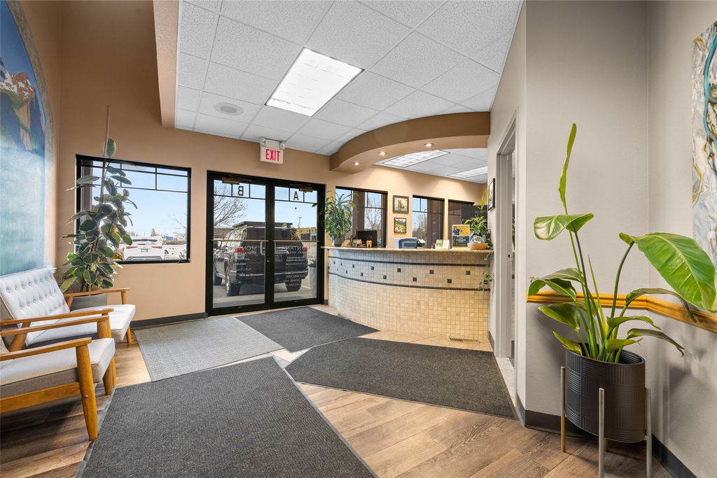 195 Commons Loop, Kalispell, MT 59901 photo 5