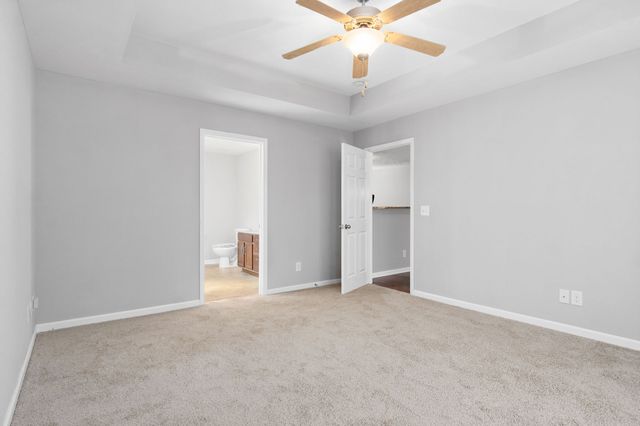 3519 Oak Creek Dr, Clarksville, TN 37040