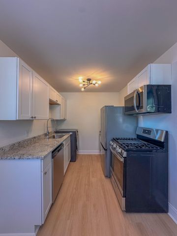 180 Line Street A, Charleston, SC 29403