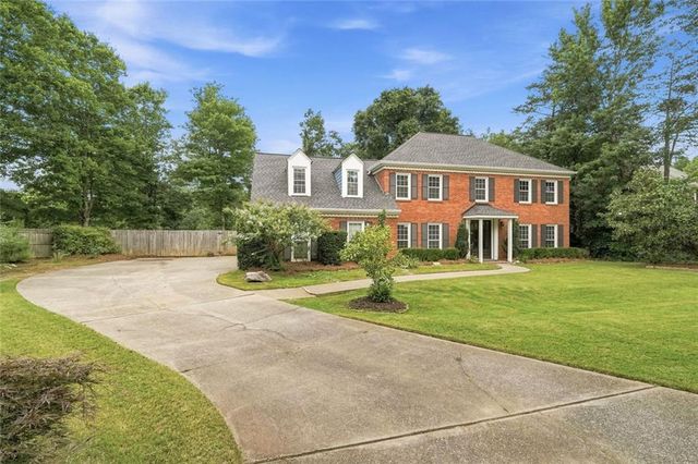 1801 N Chestnut Grove Drive, Marietta, GA 30066