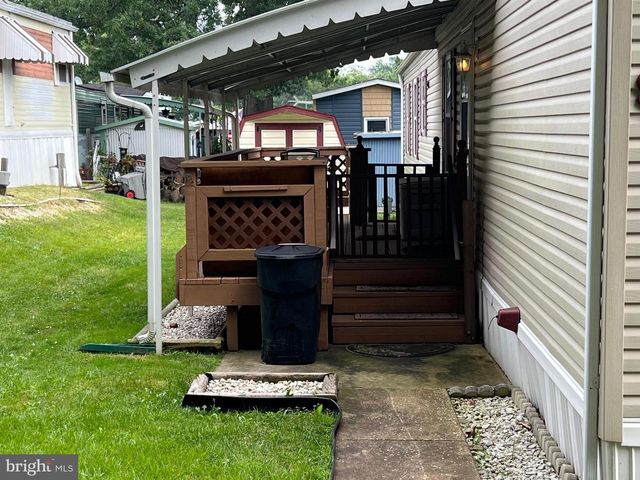 94 GINWOOD LANE, Baltimore, MD 21221