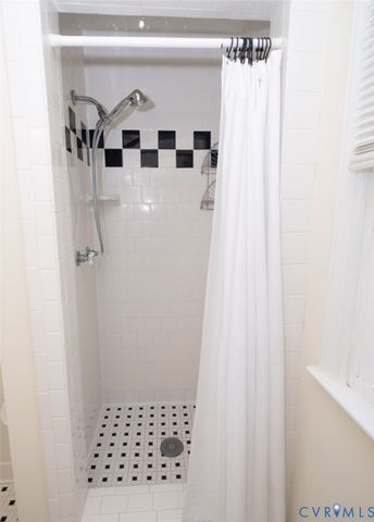 8203 Colebrook Rd, Henrico, VA 23227