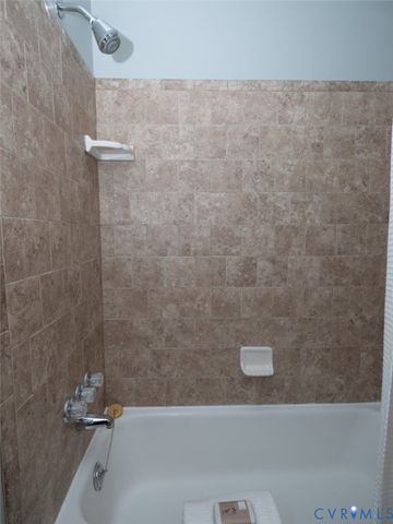 8203 Colebrook Rd, Henrico, VA 23227