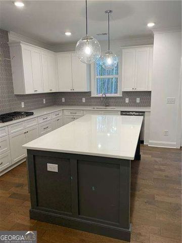 1760 Brown Circle, Marietta, GA 30066