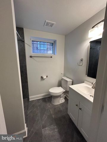 1520 MONTANA AVE NE, Washington, DC 20018