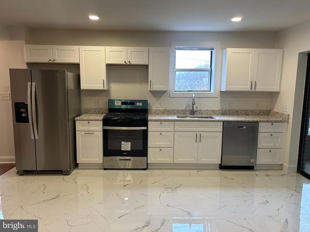 1520 MONTANA AVE NE, Washington, DC 20018