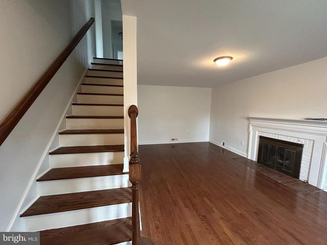 1520 MONTANA AVE NE, Washington, DC 20018