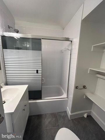 1520 MONTANA AVE NE, Washington, DC 20018