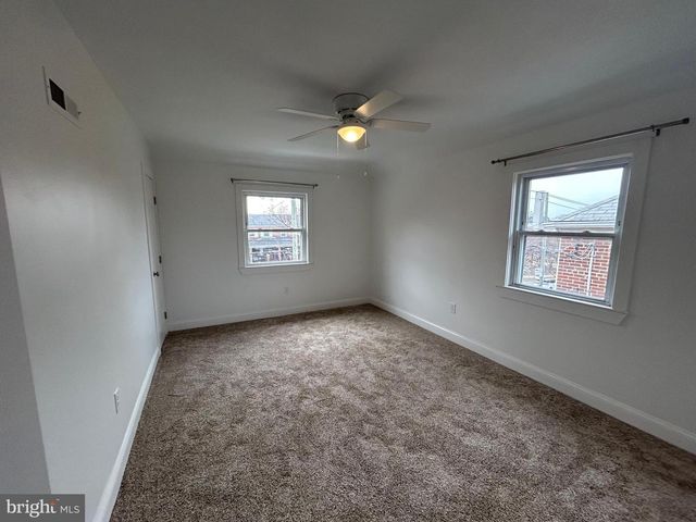 1520 MONTANA AVE NE, Washington, DC 20018