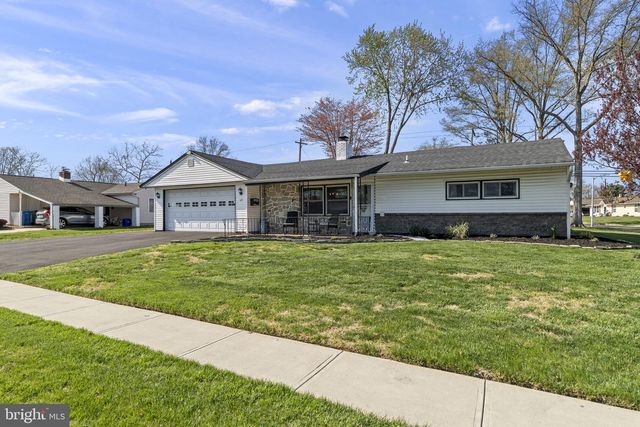 17 GUN RD, Levittown, PA 19057