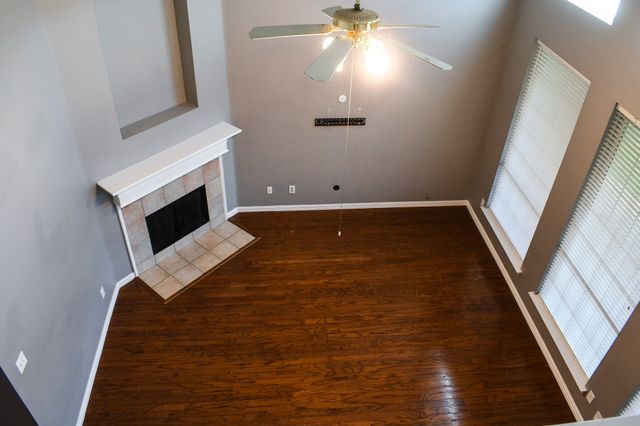 409 Royal Crest Drive, Desoto, TX 75115