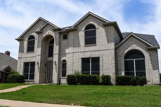 409 Royal Crest Drive, Desoto, TX 75115
