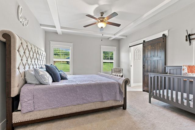 323 Hathaway Ln, Gallatin, TN 37066