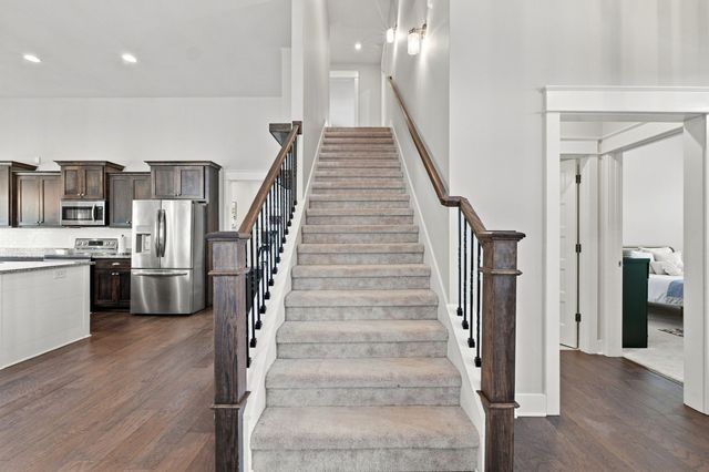 323 Hathaway Ln, Gallatin, TN 37066