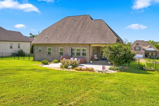 323 Hathaway Ln, Gallatin, TN 37066