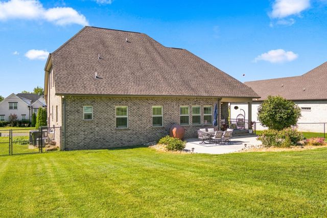 323 Hathaway Ln, Gallatin, TN 37066