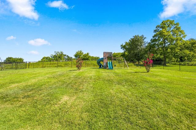 323 Hathaway Ln, Gallatin, TN 37066