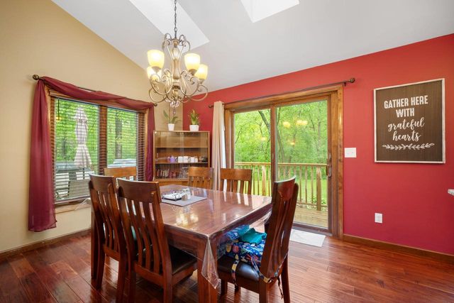 S84W30397 Chestnut DRIVE, Mukwonago, WI 53149