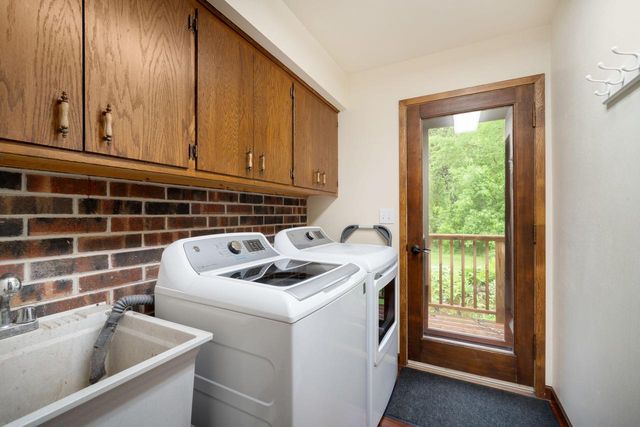 S84W30397 Chestnut DRIVE, Mukwonago, WI 53149