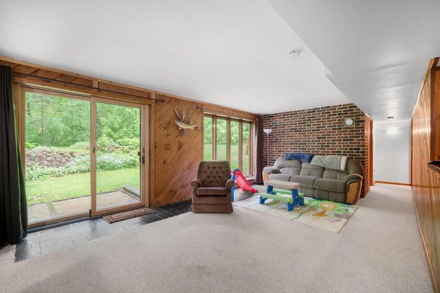S84W30397 Chestnut DRIVE, Mukwonago, WI 53149