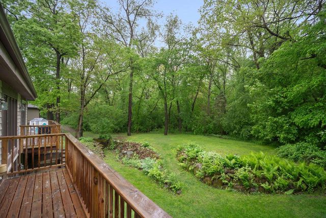S84W30397 Chestnut DRIVE, Mukwonago, WI 53149