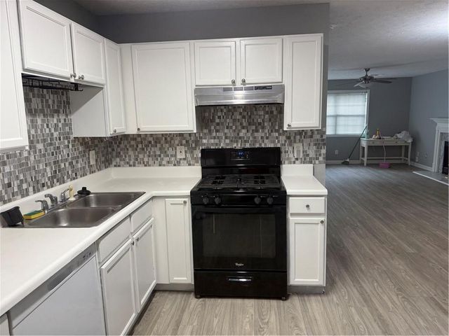 6341 Wedgeview Drive, Tucker, GA 30084