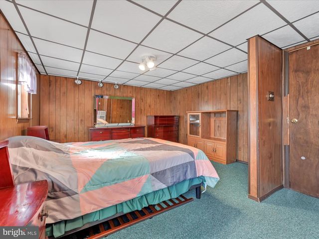 111 CREST ST, Barnesville, PA 18214