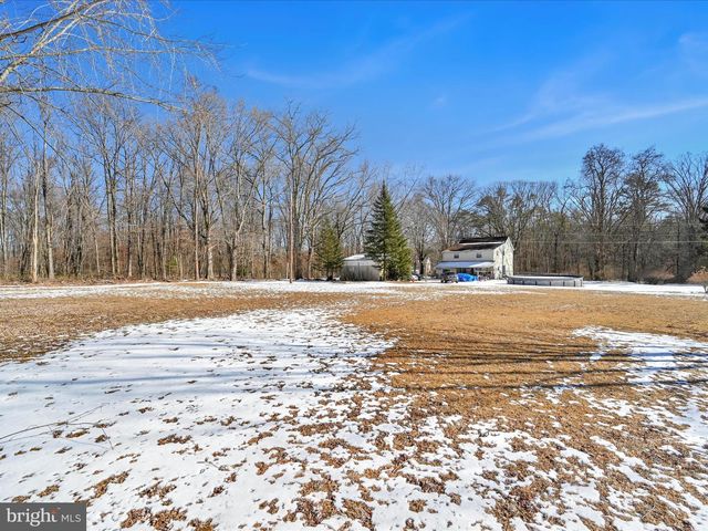 111 CREST ST, Barnesville, PA 18214