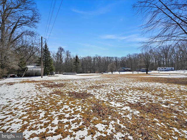 111 CREST ST, Barnesville, PA 18214
