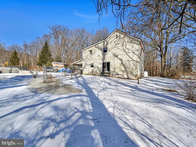 111 CREST ST, Barnesville, PA 18214