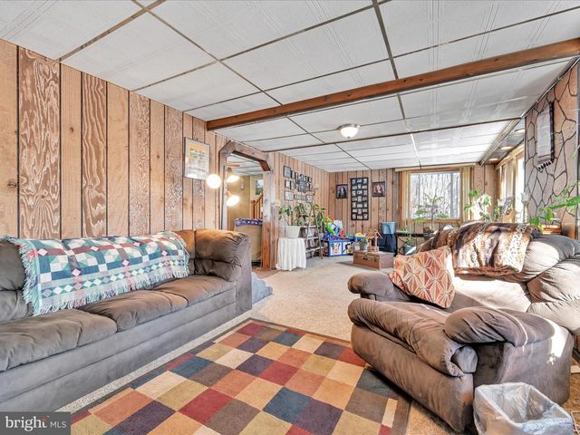 111 CREST ST, Barnesville, PA 18214