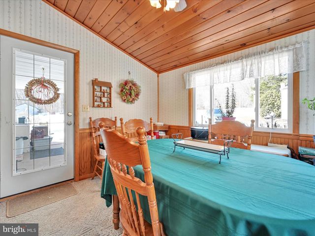 111 CREST ST, Barnesville, PA 18214