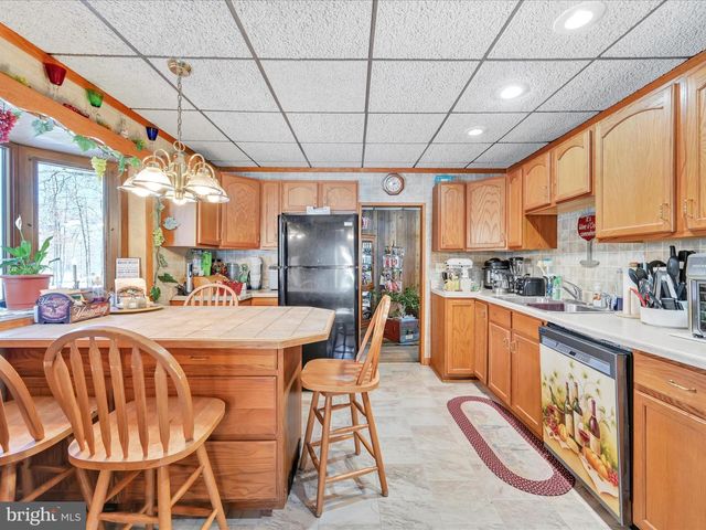 111 CREST ST, Barnesville, PA 18214