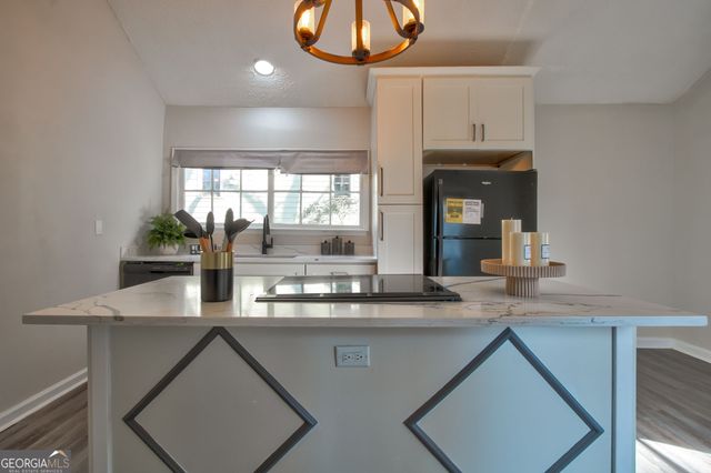 754 North Avenue, Hapeville, GA 30354