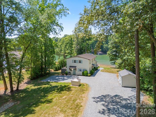383 Sundown Road, Mooresville, NC 28117