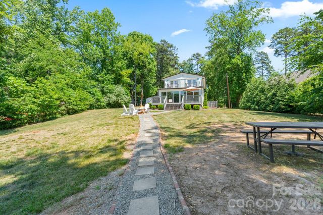 383 Sundown Road, Mooresville, NC 28117