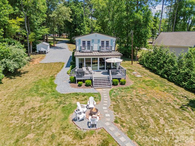 383 Sundown Road, Mooresville, NC 28117