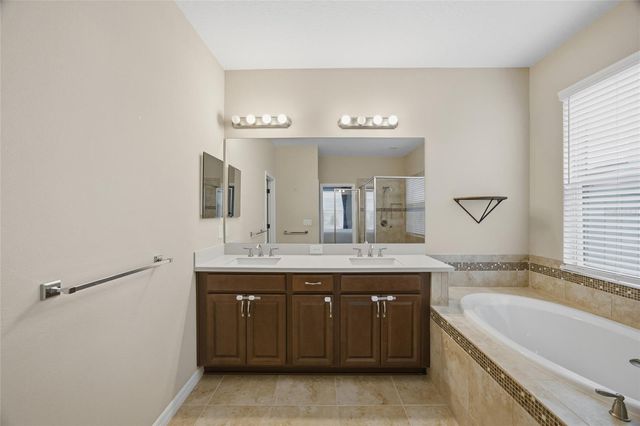 5816 BRUNNER COURT, Palmetto, FL 34221