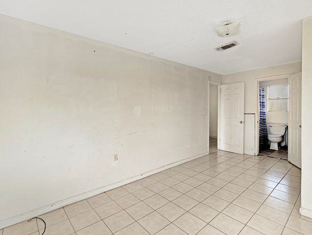 513 E Tulane Street, Lubbock, TX 79403