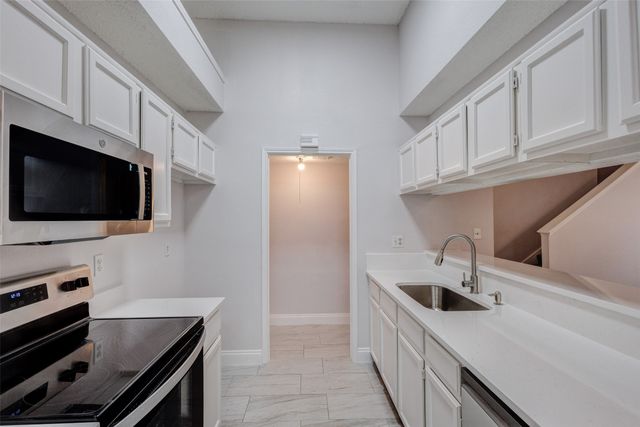 805 Brockden Drive, Mesquite, TX 75149