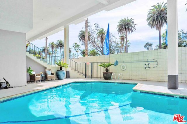 901 Ocean Avenue, Santa Monica, CA 90403
