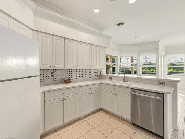 2051 Morning Sun LN, Naples, FL 34119